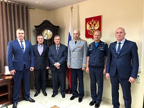 On the meeting between Russian Ambassador  and newly appointed head of the office of Russian military specialists in Uganda