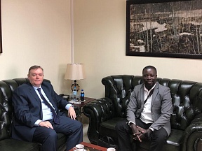 On January 18, H.E. Vladlen Semivolos, Ambassador of the Russian Federation to Uganda, hosted Eng. Emmanuel Mwaka, President of the Uganda Chess Federation